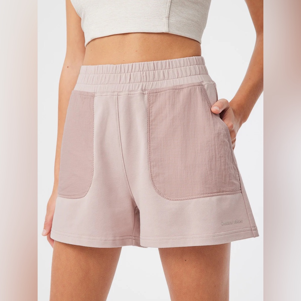 Outdoor Voices BeachTree 3.5” Shorts